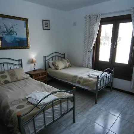 Puerto Del Carmen Sleeps 6 With Pool And Air Con Villa